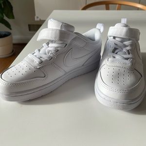 Nike shoes size 1Y